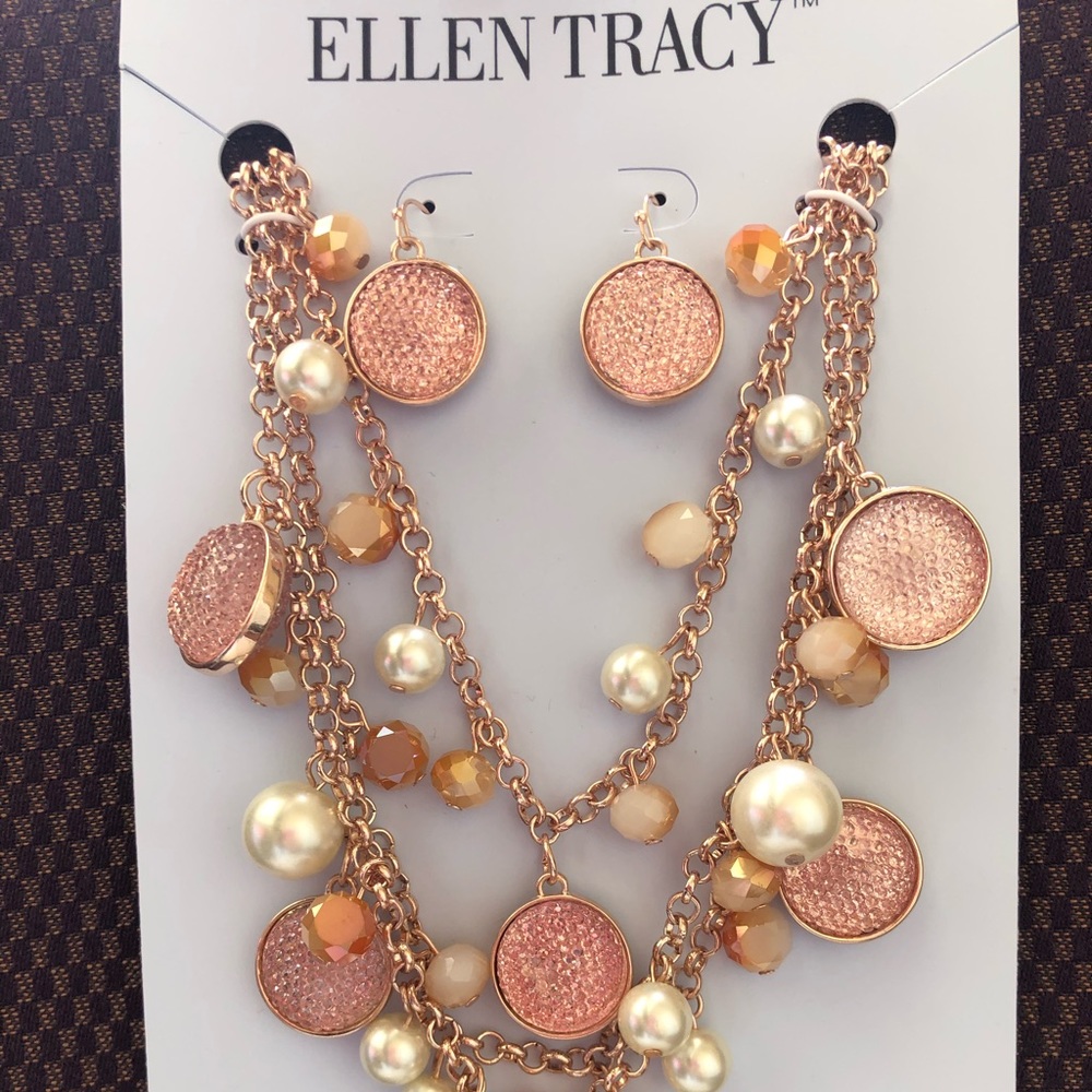 Ellen Tracy necklace set
